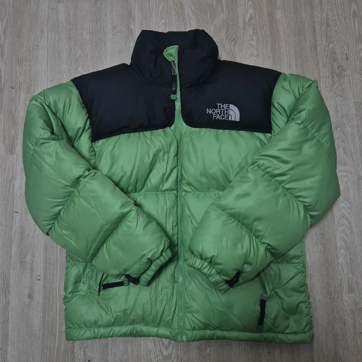 THE NORTH FACE★ノースフェイス★700★ダウン⭐︎グリーン 海外限定モデル The North Face 1996 Nuptse Down Jacket 